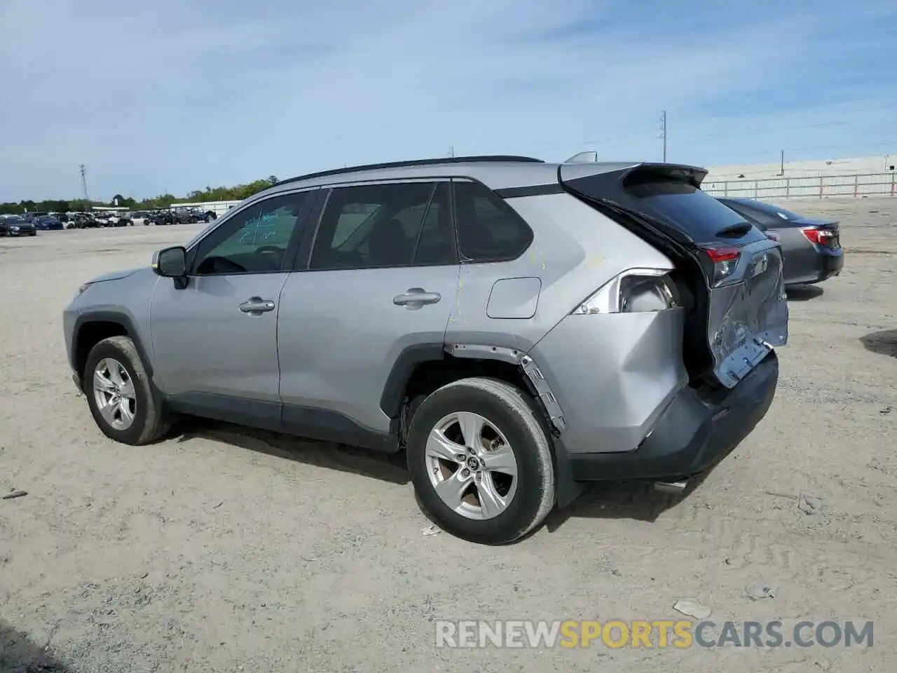 2 Photograph of a damaged car 2T3W1RFVXLC069813 TOYOTA RAV4 2020