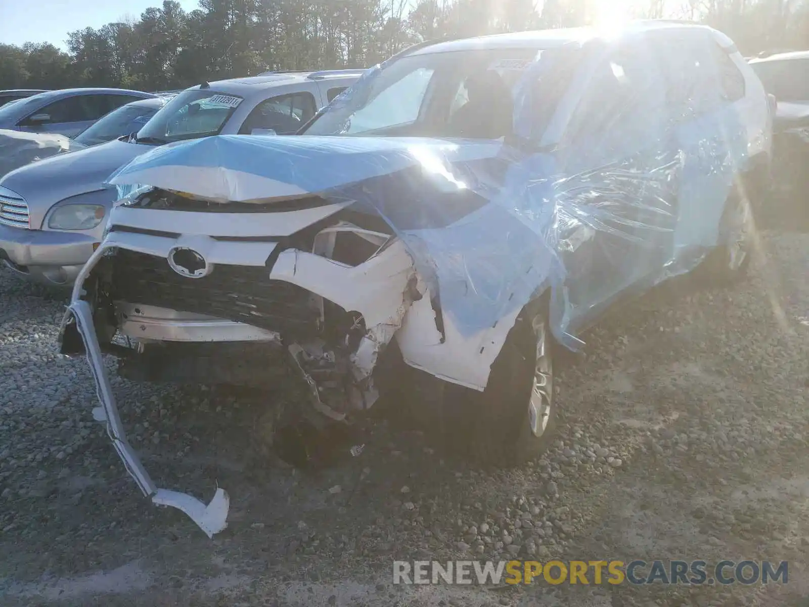 2 Photograph of a damaged car 2T3W1RFVXLC070007 TOYOTA RAV4 2020