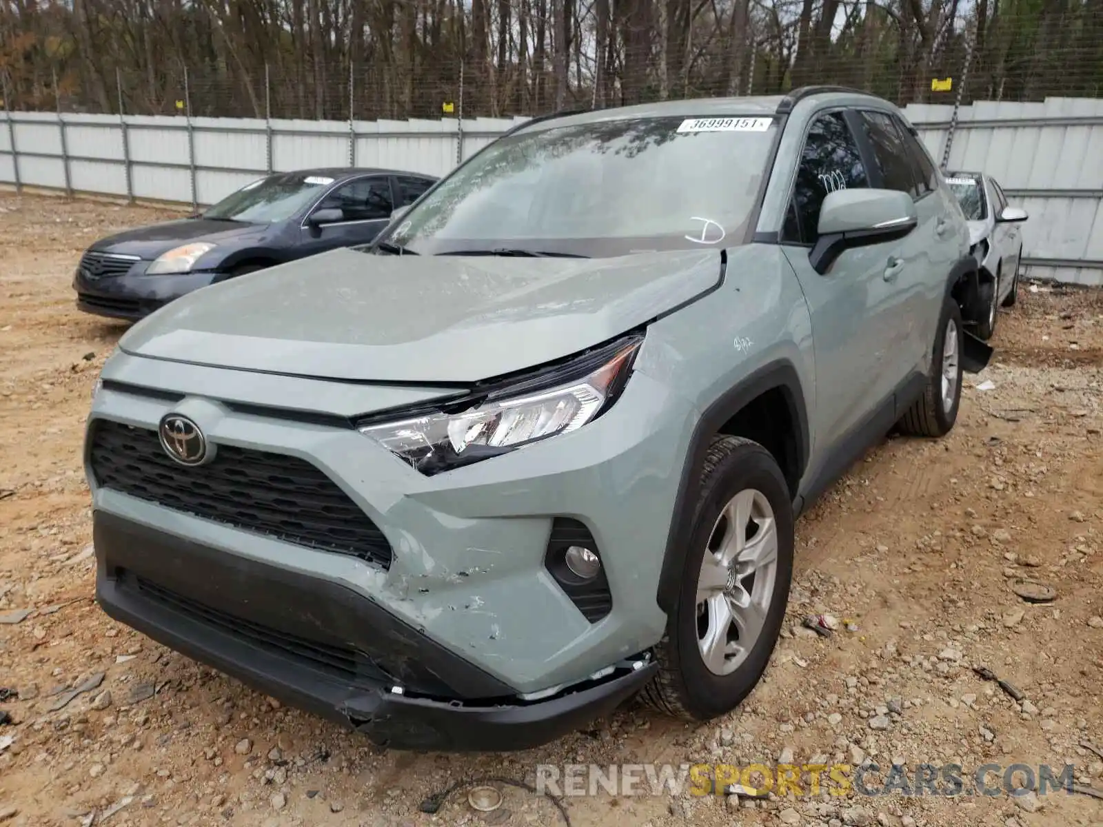 2 Photograph of a damaged car 2T3W1RFVXLC070427 TOYOTA RAV4 2020