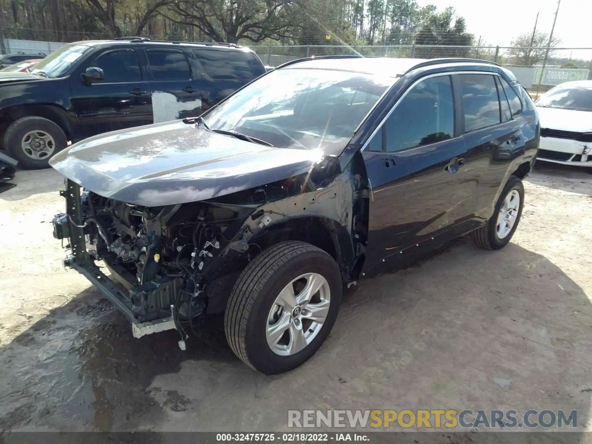 2 Photograph of a damaged car 2T3W1RFVXLC071741 TOYOTA RAV4 2020