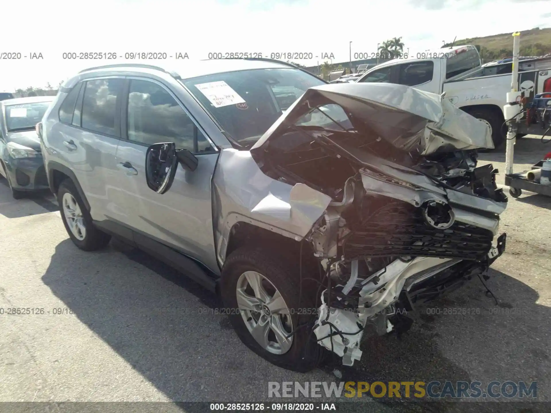 1 Photograph of a damaged car 2T3W1RFVXLC075479 TOYOTA RAV4 2020