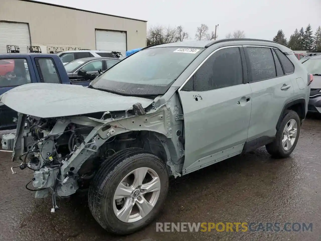 1 Photograph of a damaged car 2T3W1RFVXLC085350 TOYOTA RAV4 2020