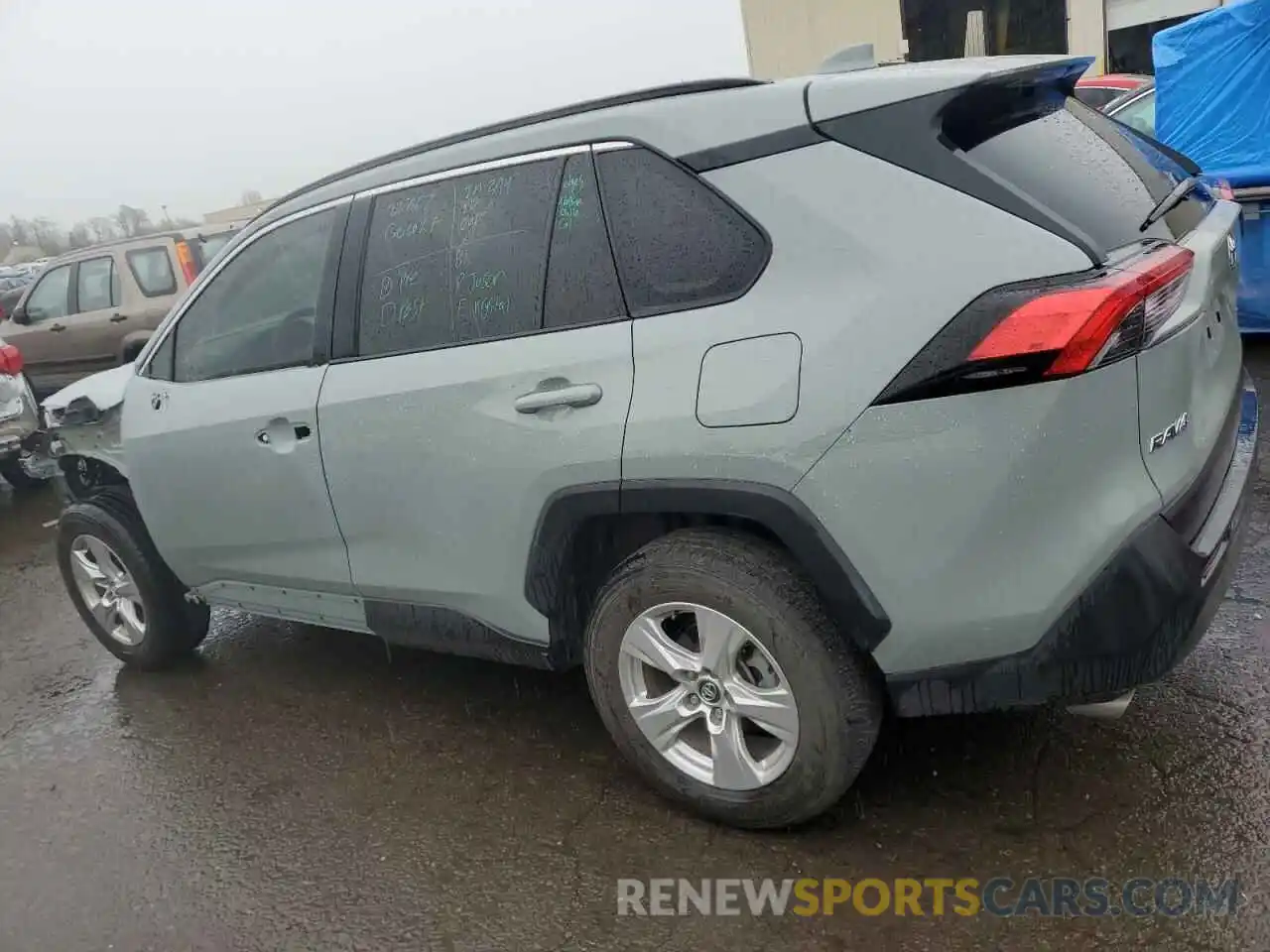 2 Photograph of a damaged car 2T3W1RFVXLC085350 TOYOTA RAV4 2020