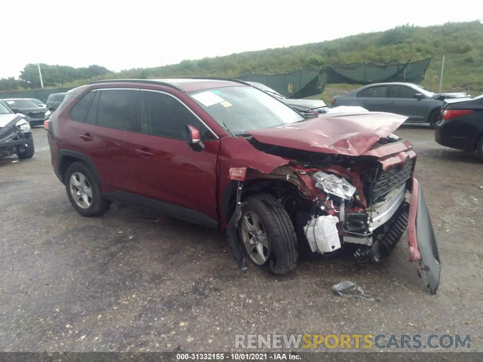 1 Photograph of a damaged car 2T3W1RFVXLW062844 TOYOTA RAV4 2020