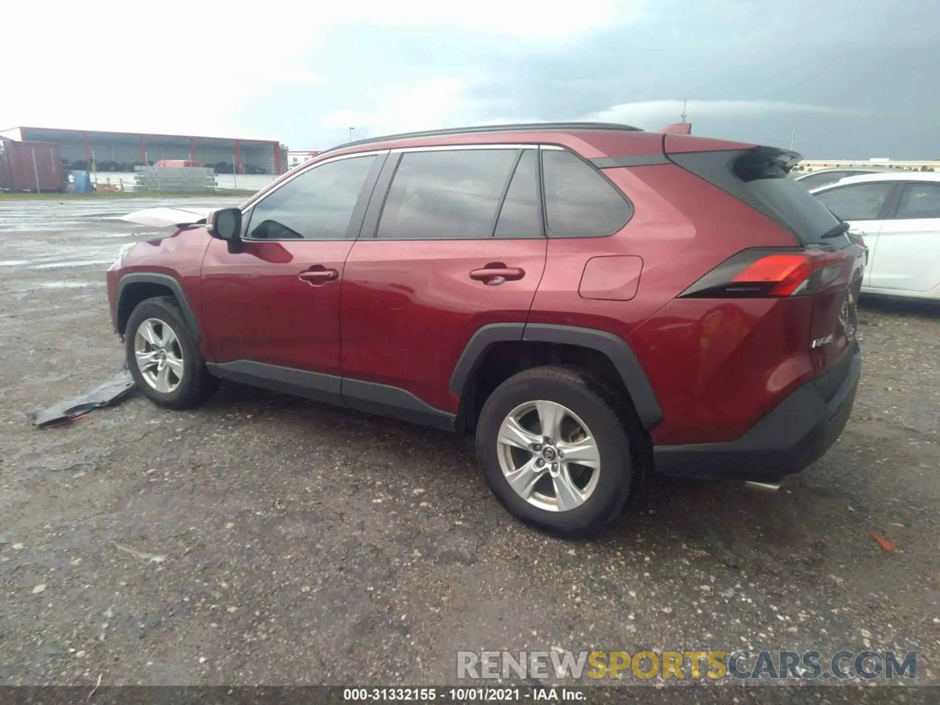 3 Photograph of a damaged car 2T3W1RFVXLW062844 TOYOTA RAV4 2020