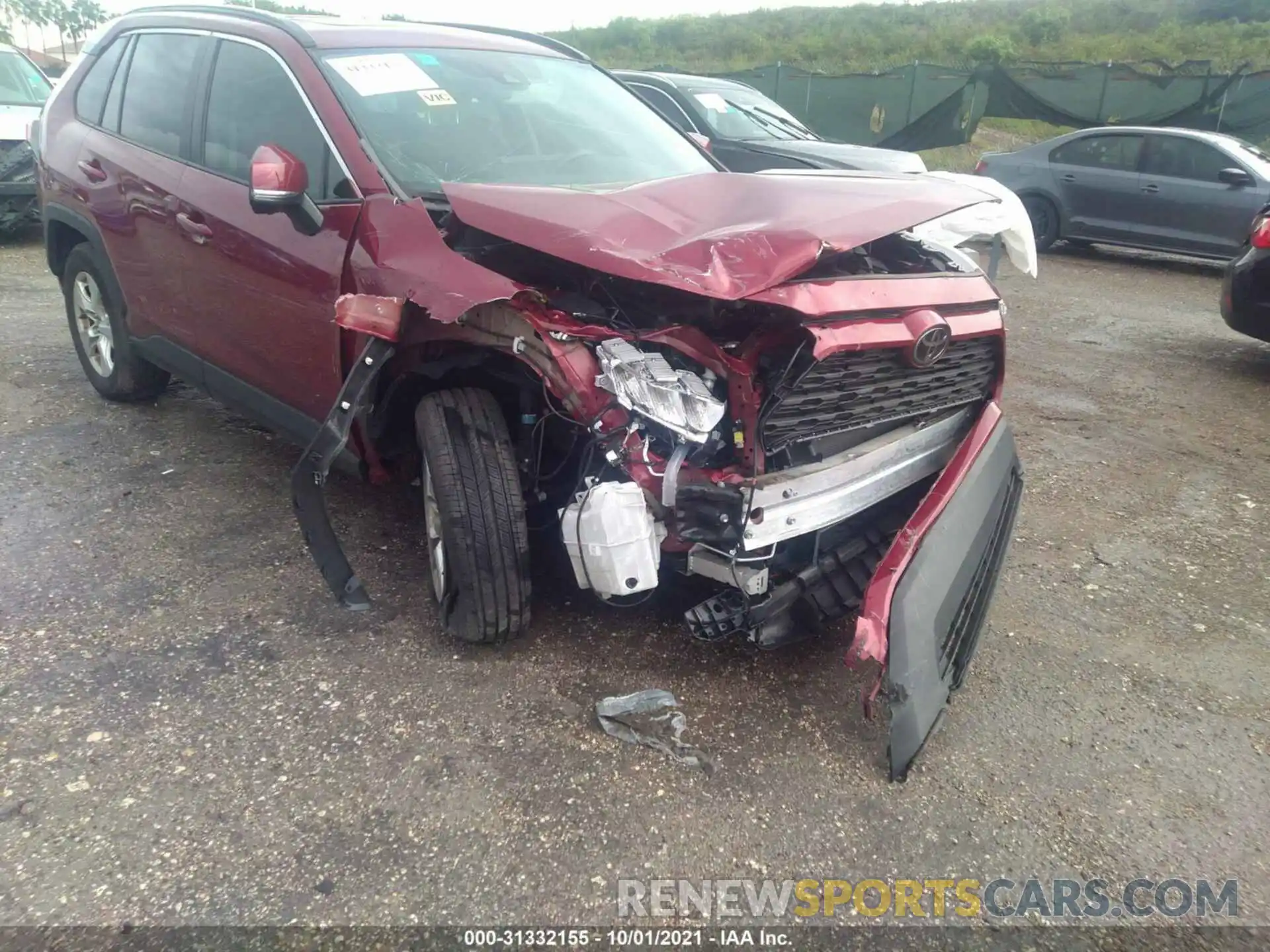 6 Photograph of a damaged car 2T3W1RFVXLW062844 TOYOTA RAV4 2020