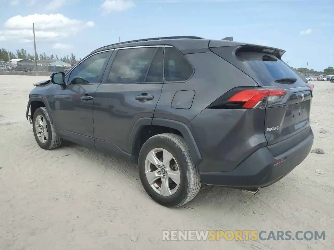 2 Photograph of a damaged car 2T3W1RFVXLW063136 TOYOTA RAV4 2020