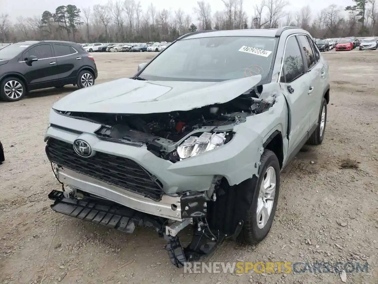 2 Photograph of a damaged car 2T3W1RFVXLW063377 TOYOTA RAV4 2020