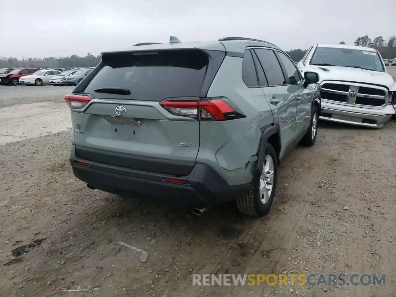 4 Photograph of a damaged car 2T3W1RFVXLW063377 TOYOTA RAV4 2020