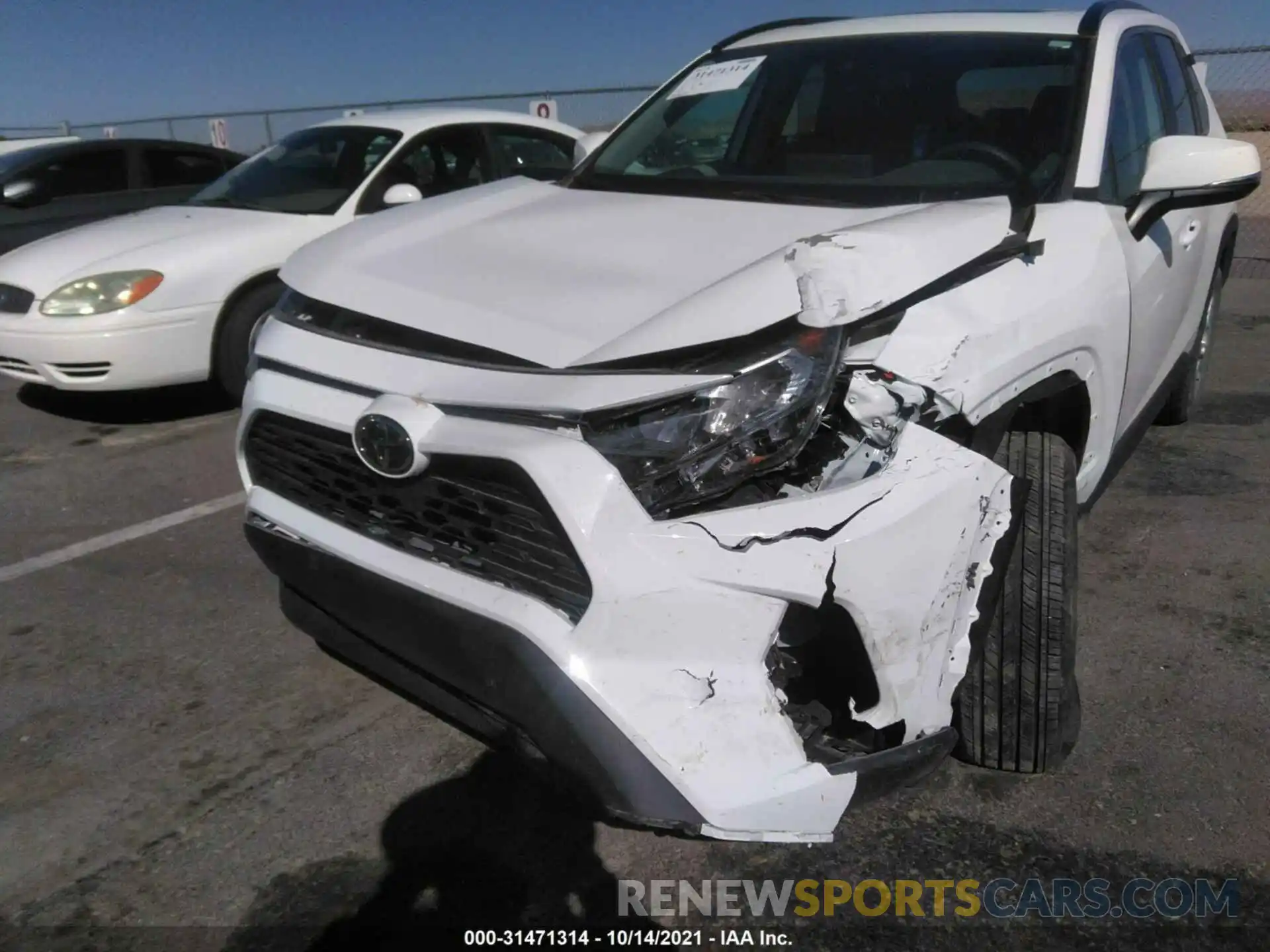 6 Photograph of a damaged car 2T3W1RFVXLW065985 TOYOTA RAV4 2020