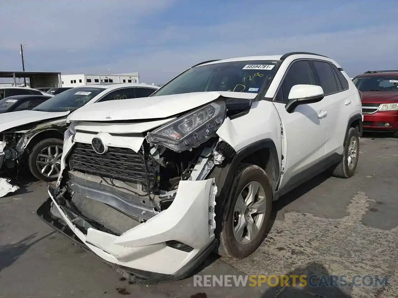 2 Photograph of a damaged car 2T3W1RFVXLW075447 TOYOTA RAV4 2020