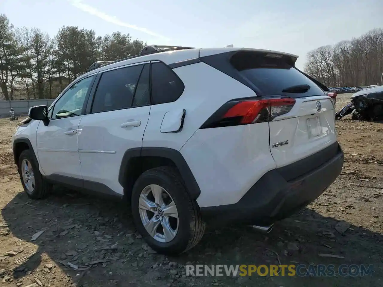 2 Photograph of a damaged car 2T3W1RFVXLW076579 TOYOTA RAV4 2020