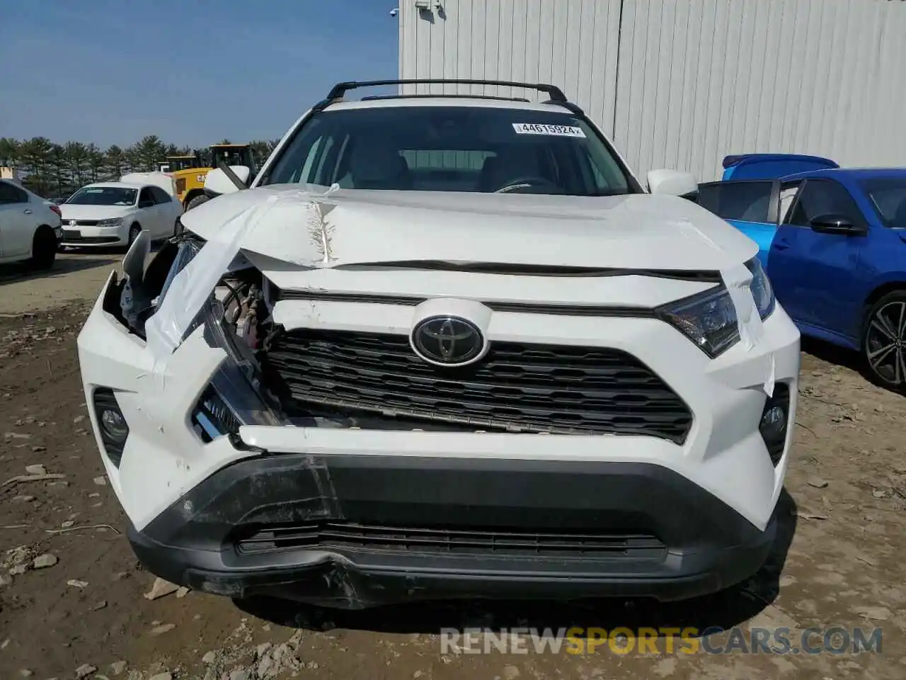 5 Photograph of a damaged car 2T3W1RFVXLW076579 TOYOTA RAV4 2020