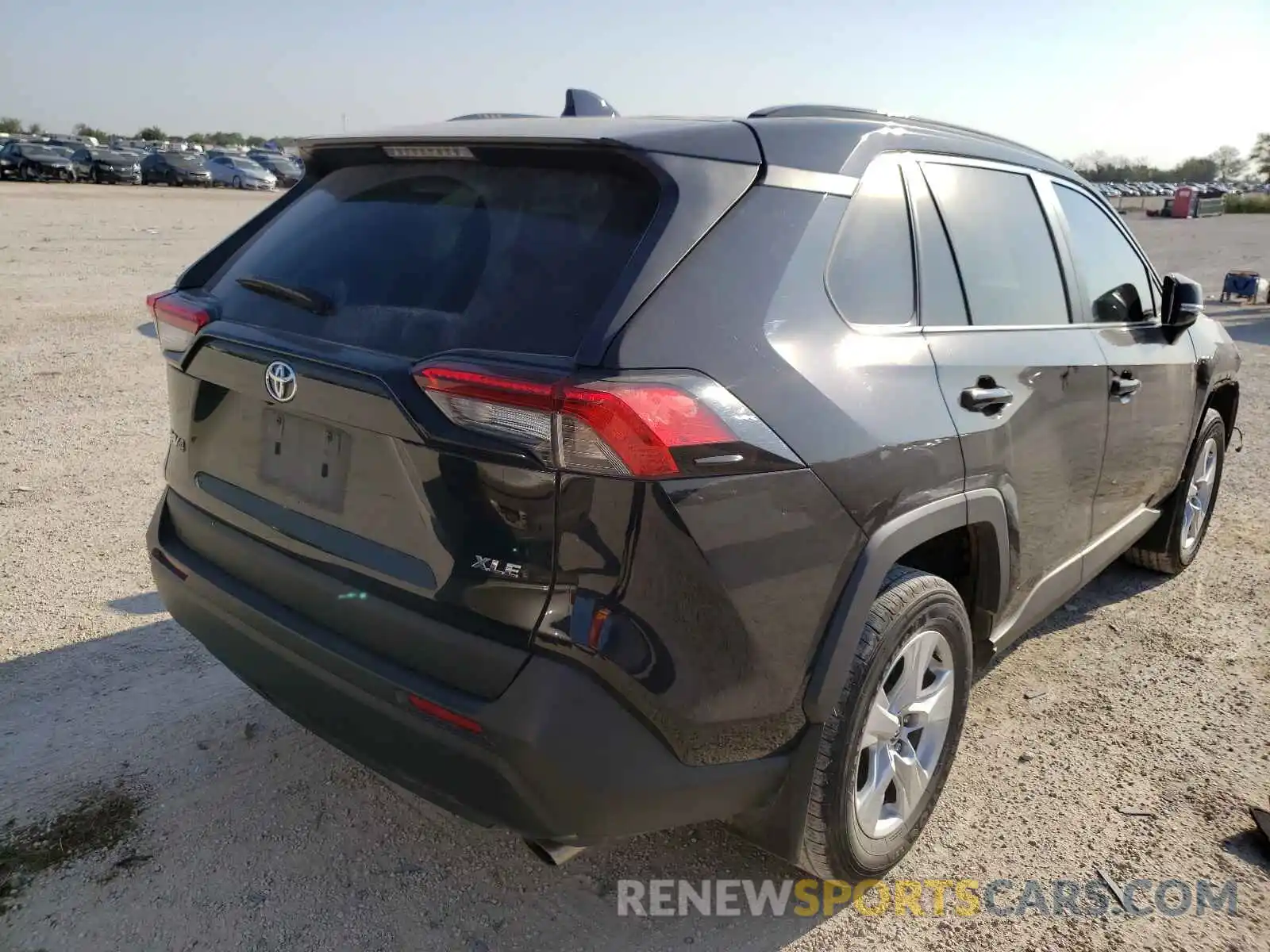 4 Photograph of a damaged car 2T3W1RFVXLW077764 TOYOTA RAV4 2020