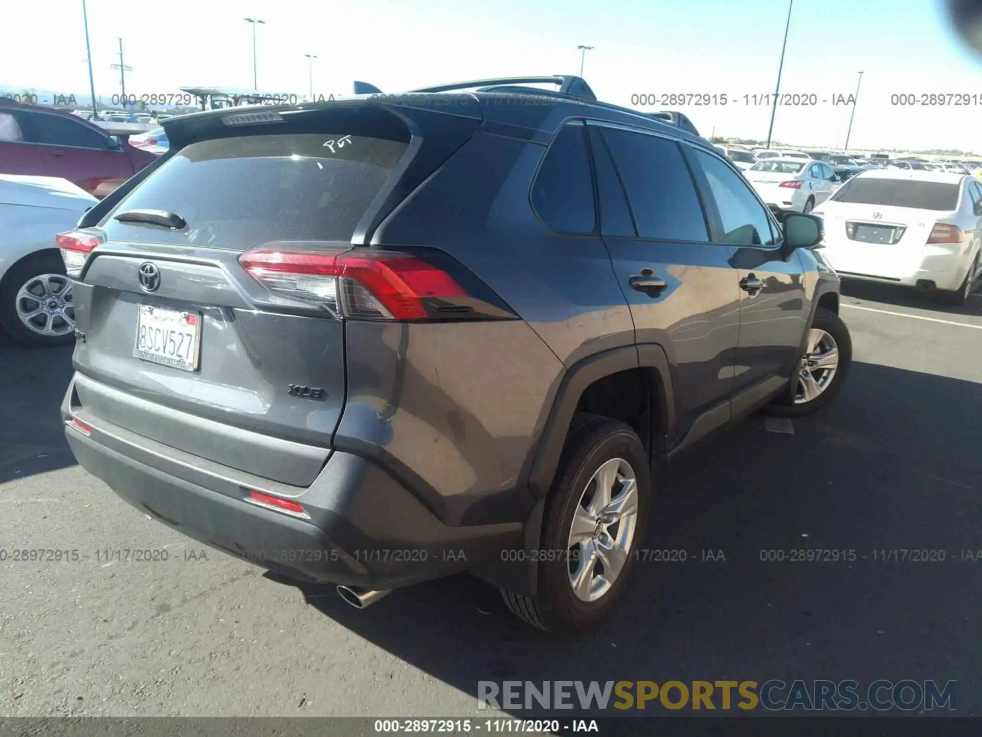 4 Photograph of a damaged car 2T3W1RFVXLW081605 TOYOTA RAV4 2020