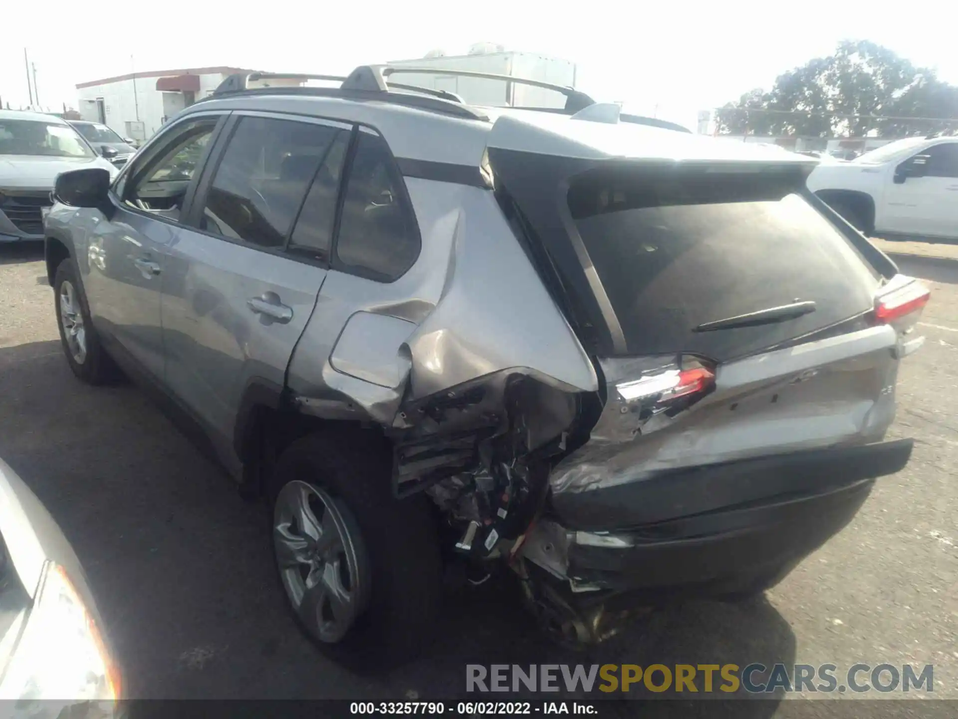 3 Photograph of a damaged car 2T3W1RFVXLW083158 TOYOTA RAV4 2020