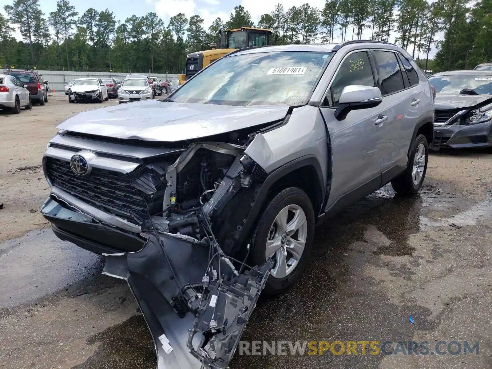 2 Photograph of a damaged car 2T3W1RFVXLW092992 TOYOTA RAV4 2020