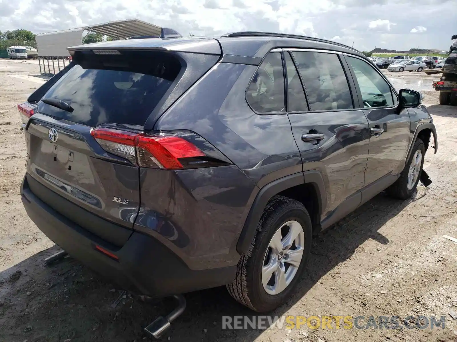 4 Photograph of a damaged car 2T3W1RFVXLW095777 TOYOTA RAV4 2020