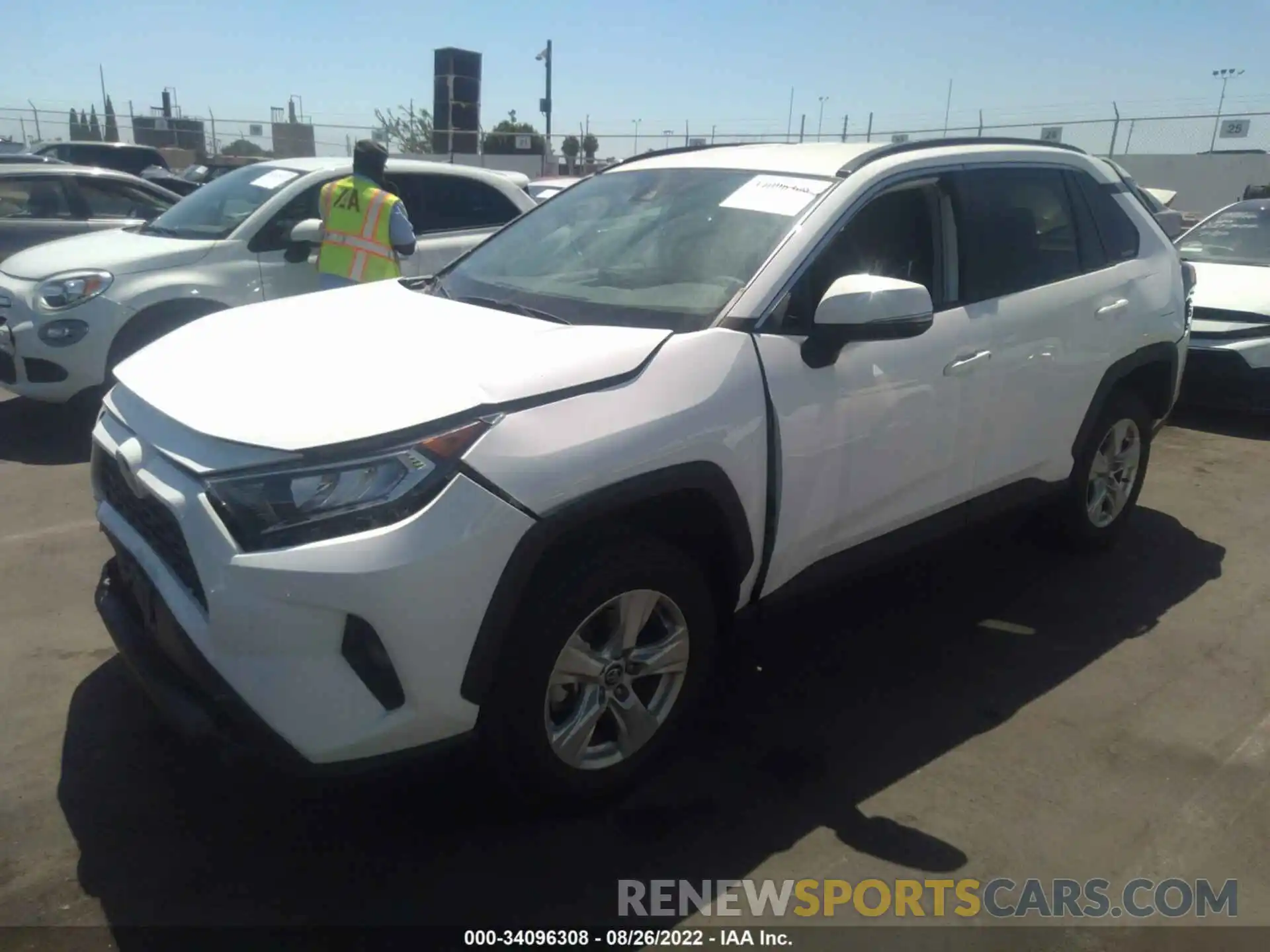 2 Фотография поврежденного автомобиля 2T3W1RFVXLW098369 TOYOTA RAV4 2020