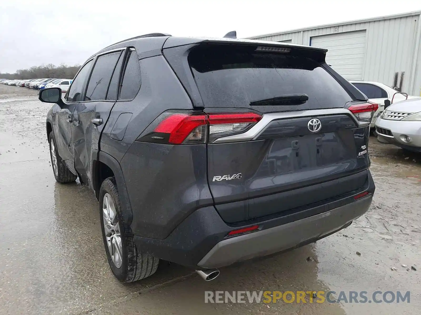 3 Photograph of a damaged car 2T3Y1RFV3LW066811 TOYOTA RAV4 2020