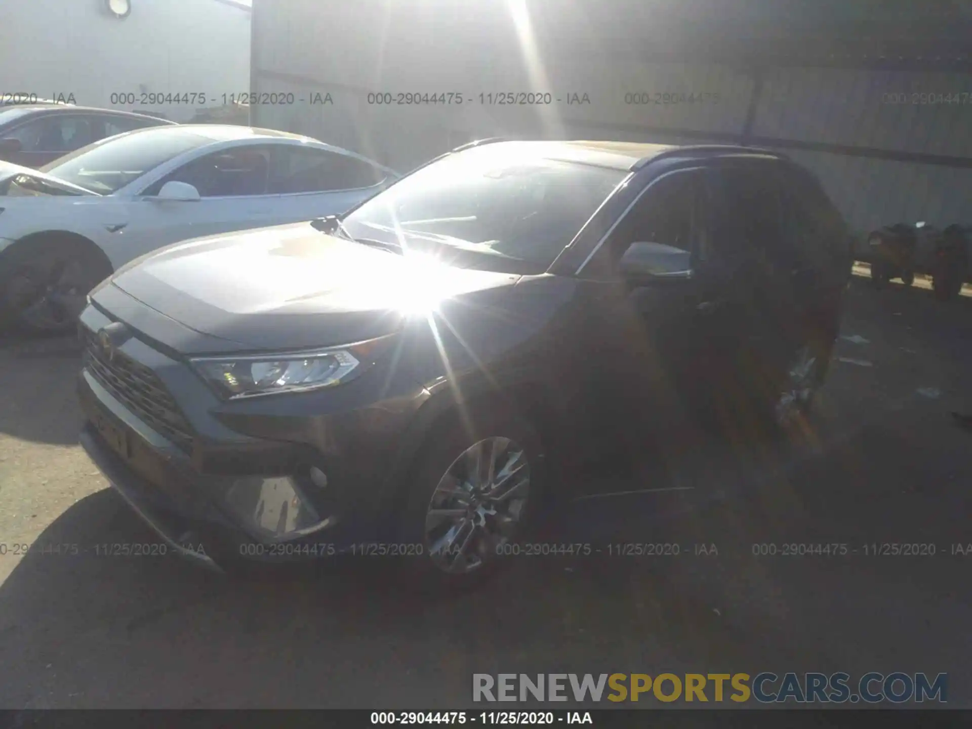 2 Photograph of a damaged car 2T3Y1RFV4LC036041 TOYOTA RAV4 2020