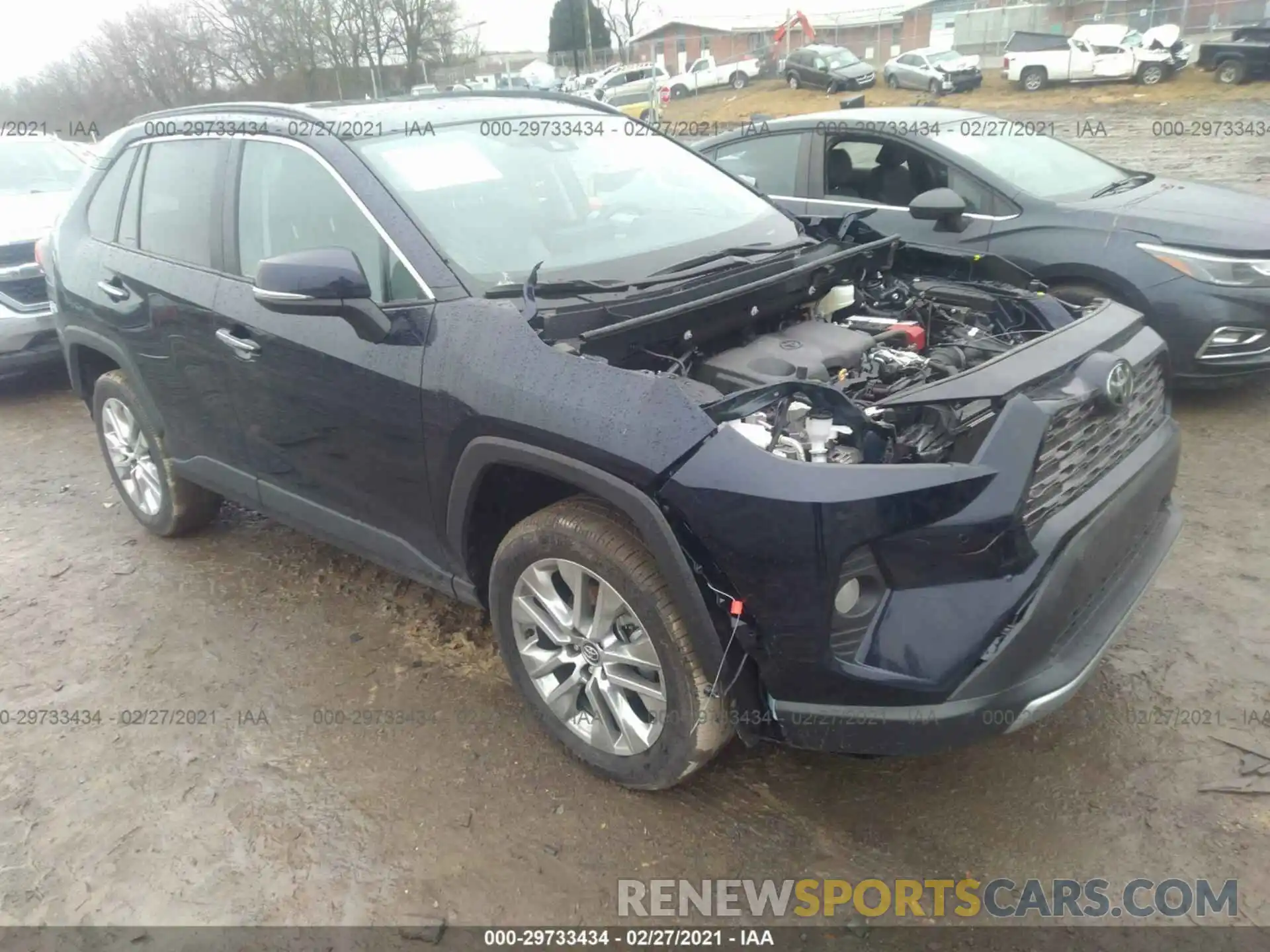 1 Photograph of a damaged car 2T3Y1RFV7LC082267 TOYOTA RAV4 2020