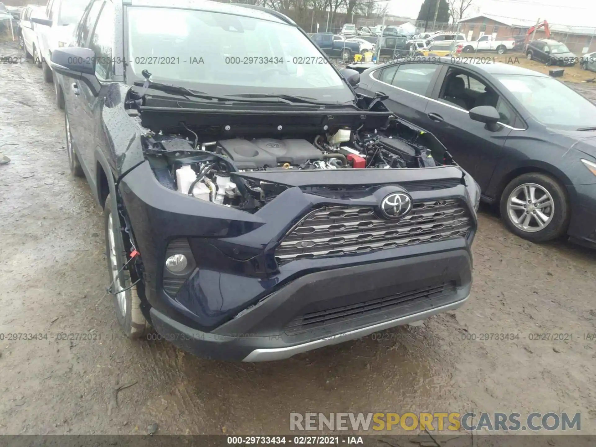 12 Photograph of a damaged car 2T3Y1RFV7LC082267 TOYOTA RAV4 2020