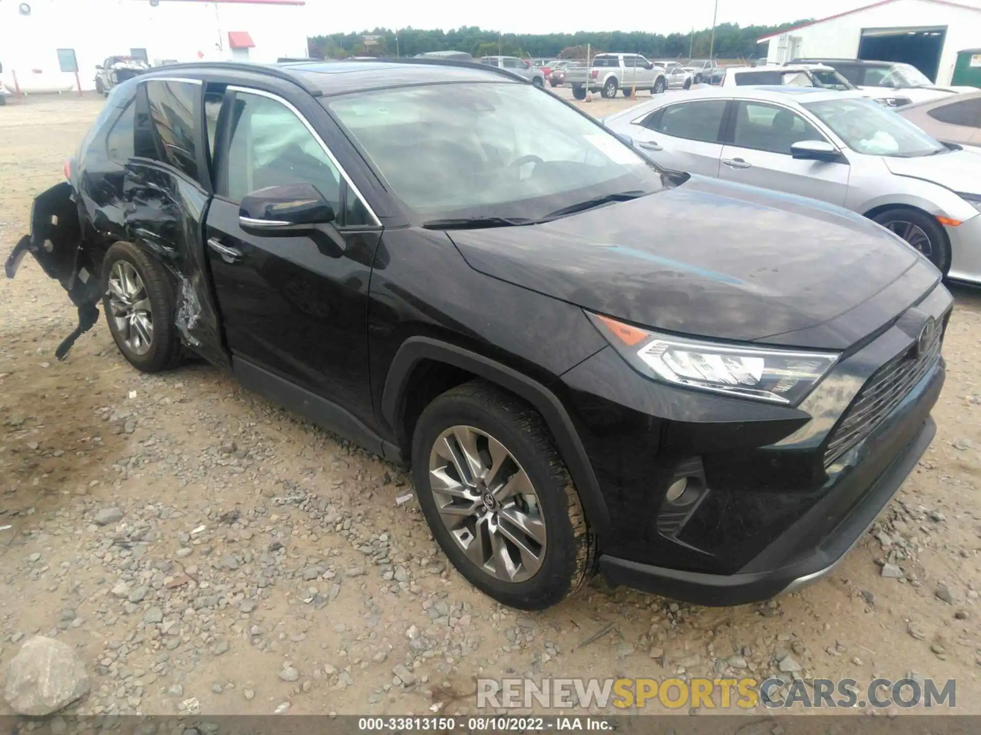 1 Photograph of a damaged car 2T3Y1RFV8LW066853 TOYOTA RAV4 2020