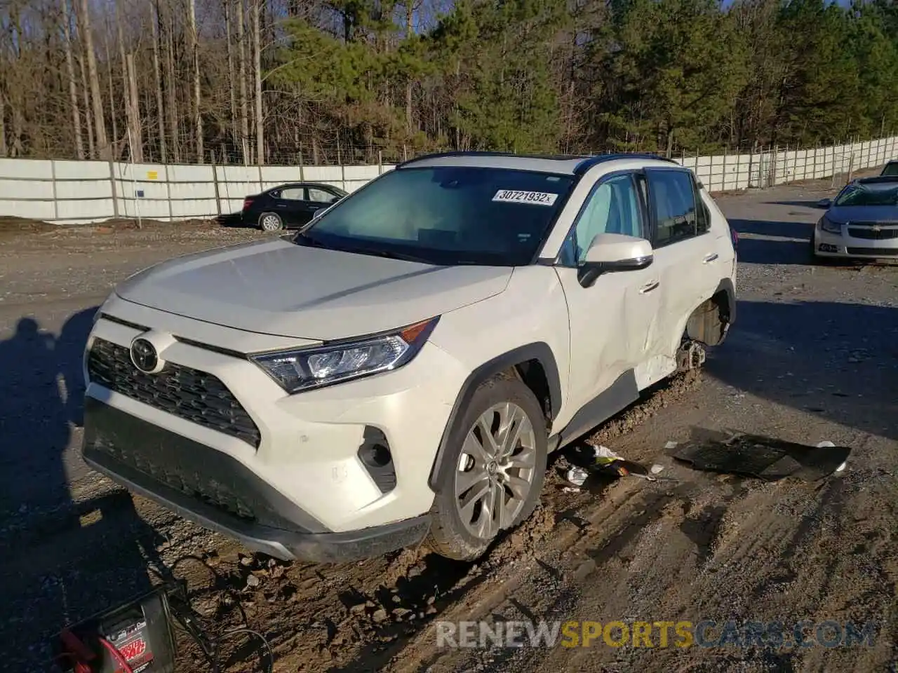 2 Photograph of a damaged car 2T3Y1RFVXLC058609 TOYOTA RAV4 2020