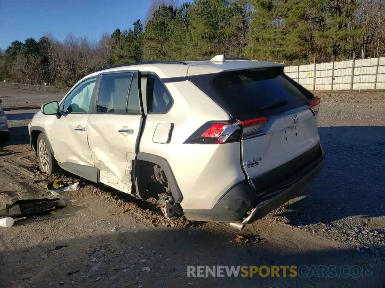 3 Photograph of a damaged car 2T3Y1RFVXLC058609 TOYOTA RAV4 2020