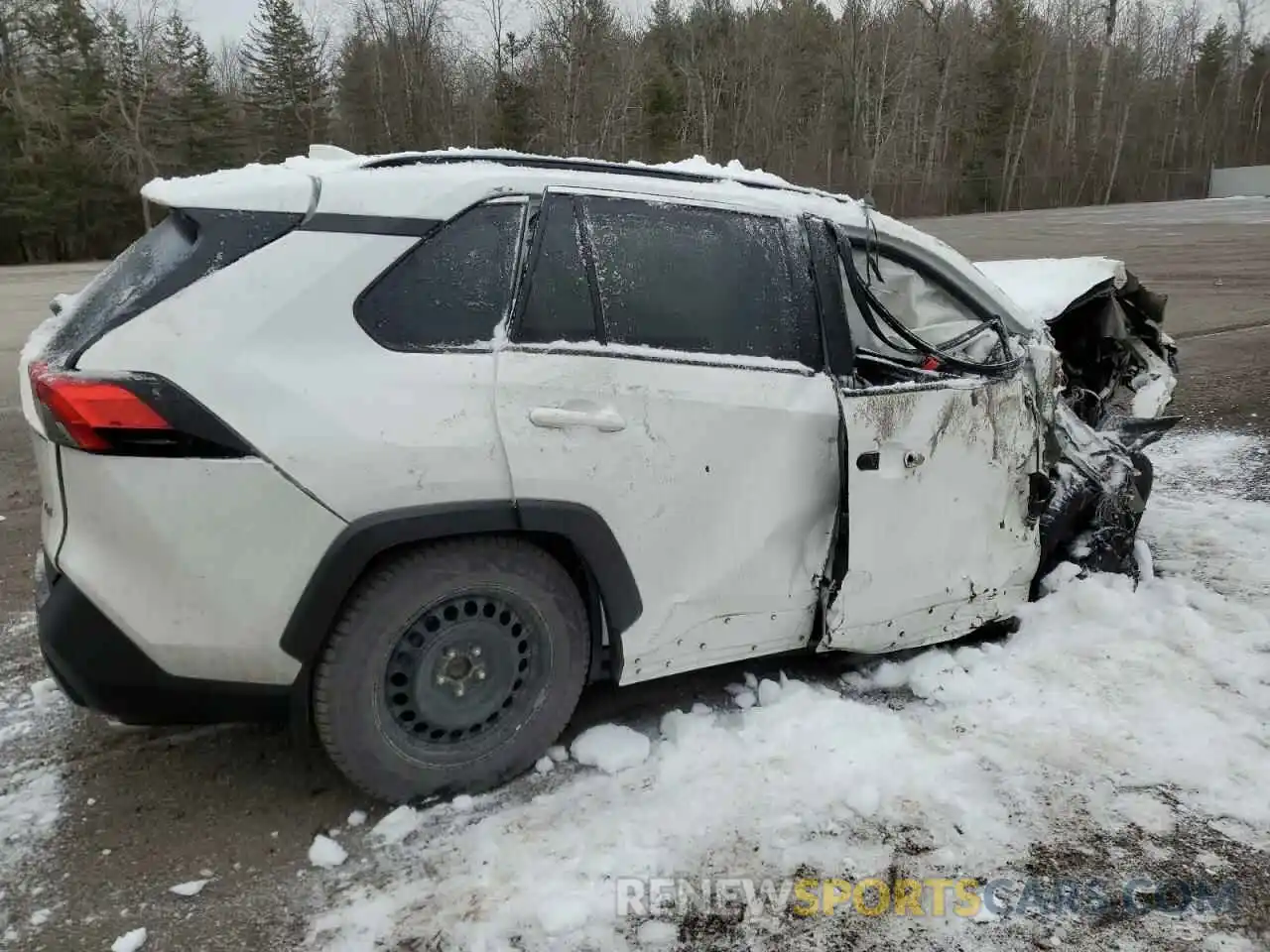 3 Photograph of a damaged car 2T3Z1RFV1LW067850 TOYOTA RAV4 2020