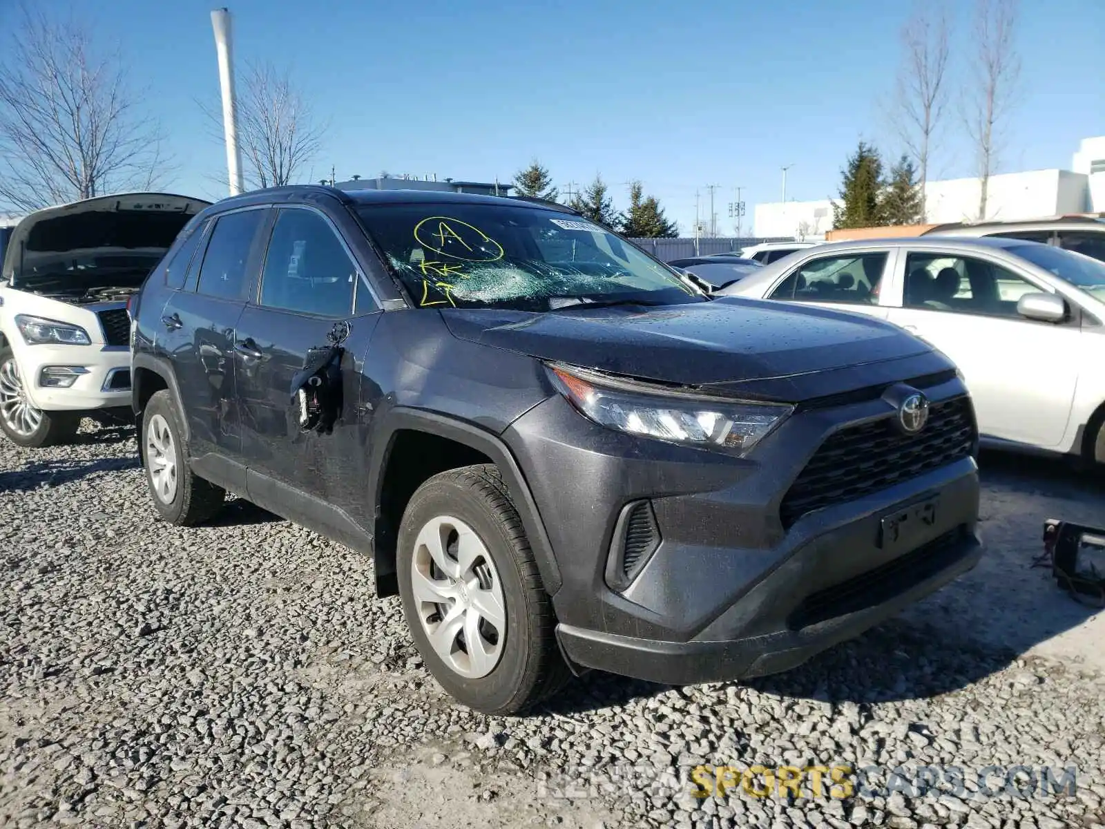 1 Photograph of a damaged car 2T3Z1RFV6LC073662 TOYOTA RAV4 2020