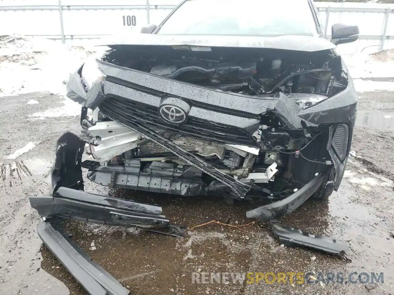 9 Photograph of a damaged car 2T3Z1RFV9LC074403 TOYOTA RAV4 2020