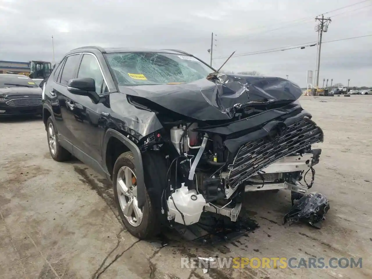 1 Photograph of a damaged car 4T3D6RFV6LU004058 TOYOTA RAV4 2020