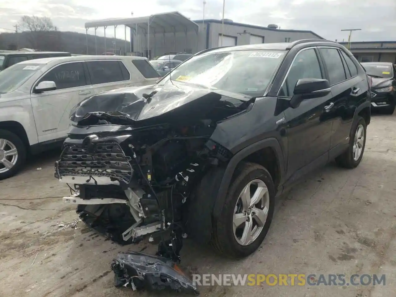 2 Photograph of a damaged car 4T3D6RFV6LU004058 TOYOTA RAV4 2020