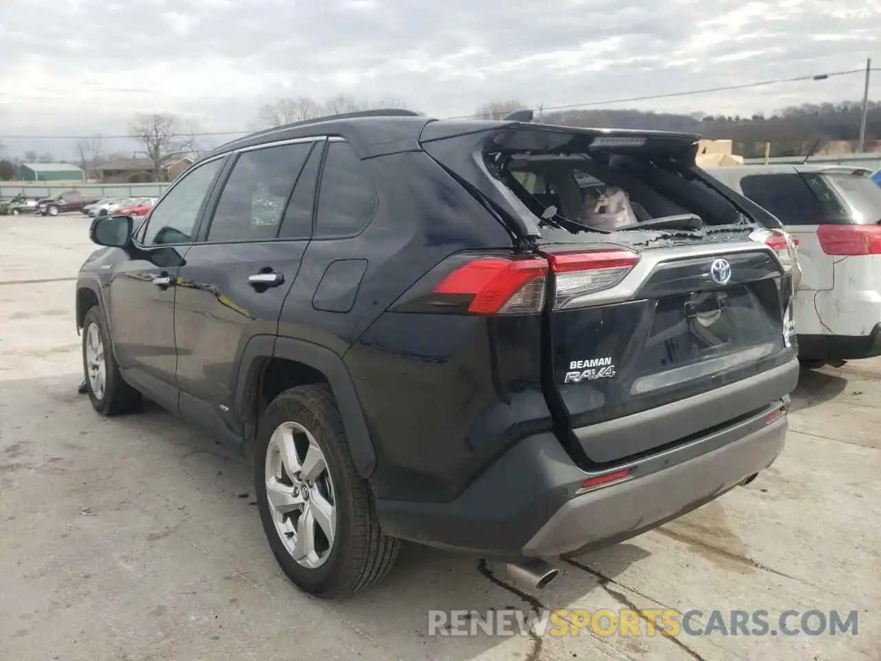 3 Photograph of a damaged car 4T3D6RFV6LU004058 TOYOTA RAV4 2020