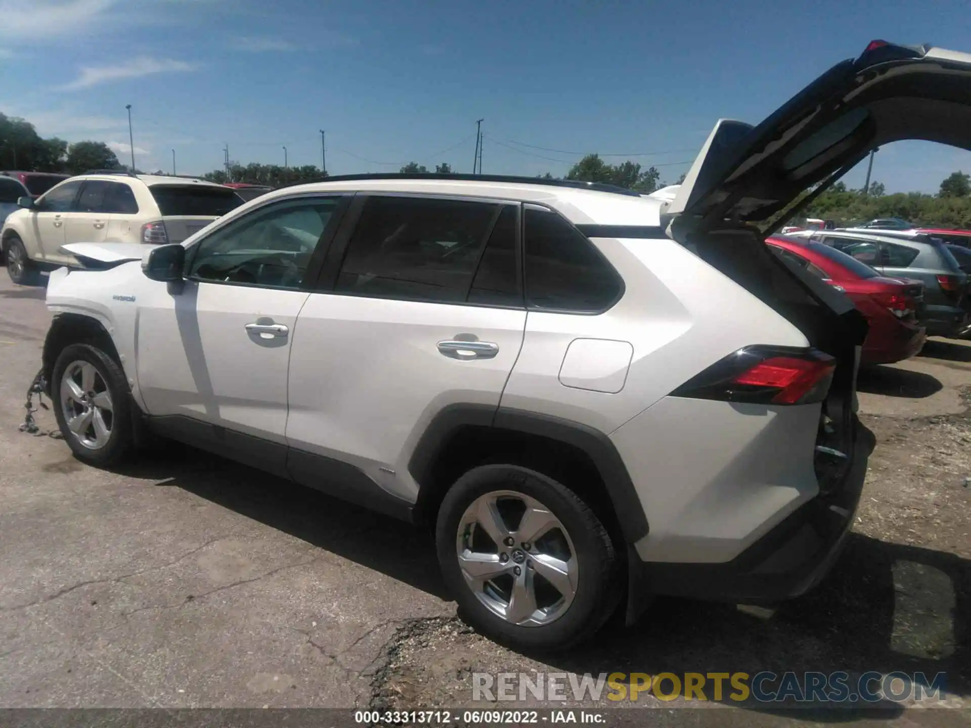 3 Photograph of a damaged car 4T3D6RFV7LU003324 TOYOTA RAV4 2020