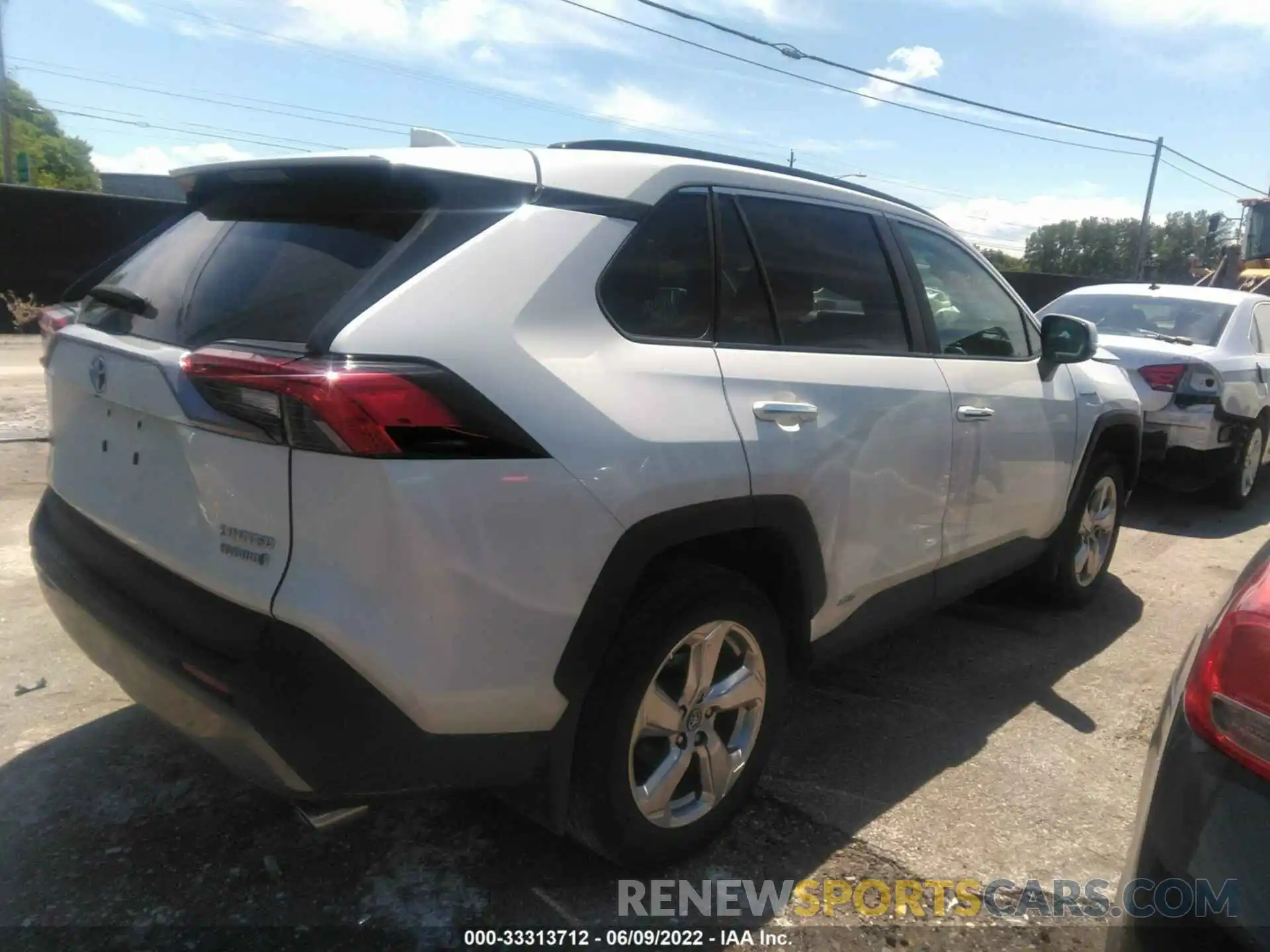 4 Photograph of a damaged car 4T3D6RFV7LU003324 TOYOTA RAV4 2020