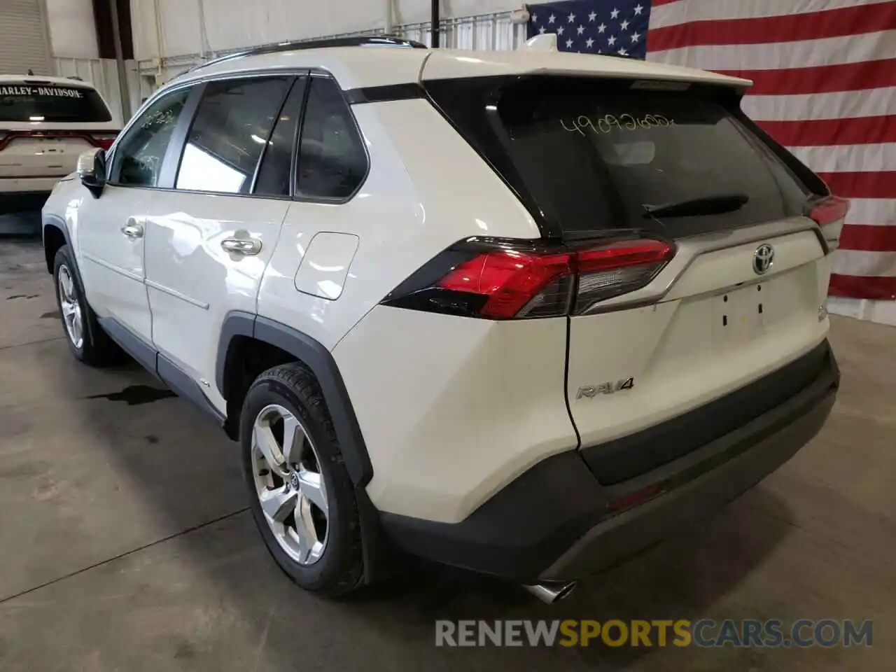 3 Photograph of a damaged car 4T3DWRFV1LU008261 TOYOTA RAV4 2020