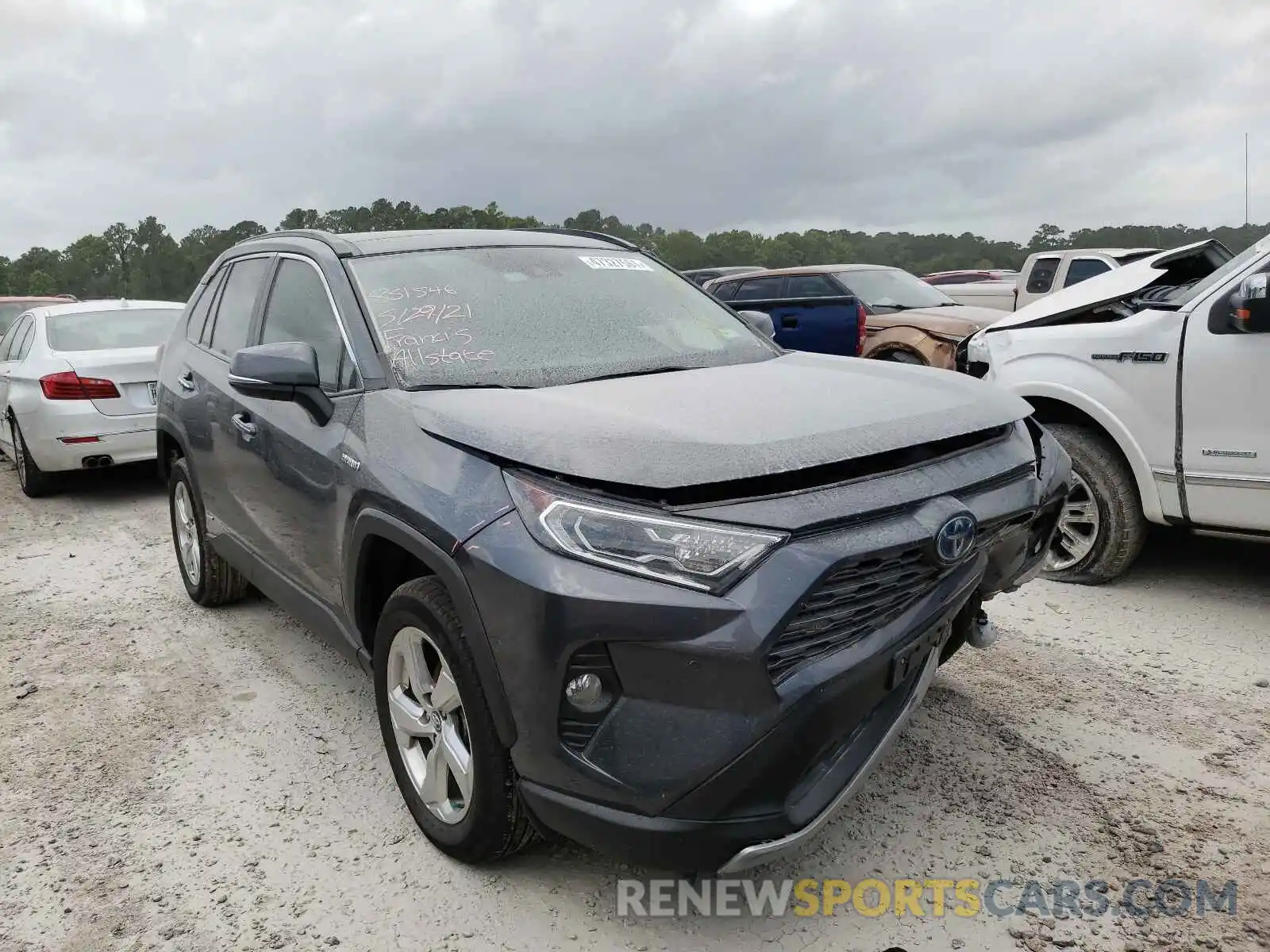 1 Photograph of a damaged car 4T3DWRFV1LU009698 TOYOTA RAV4 2020