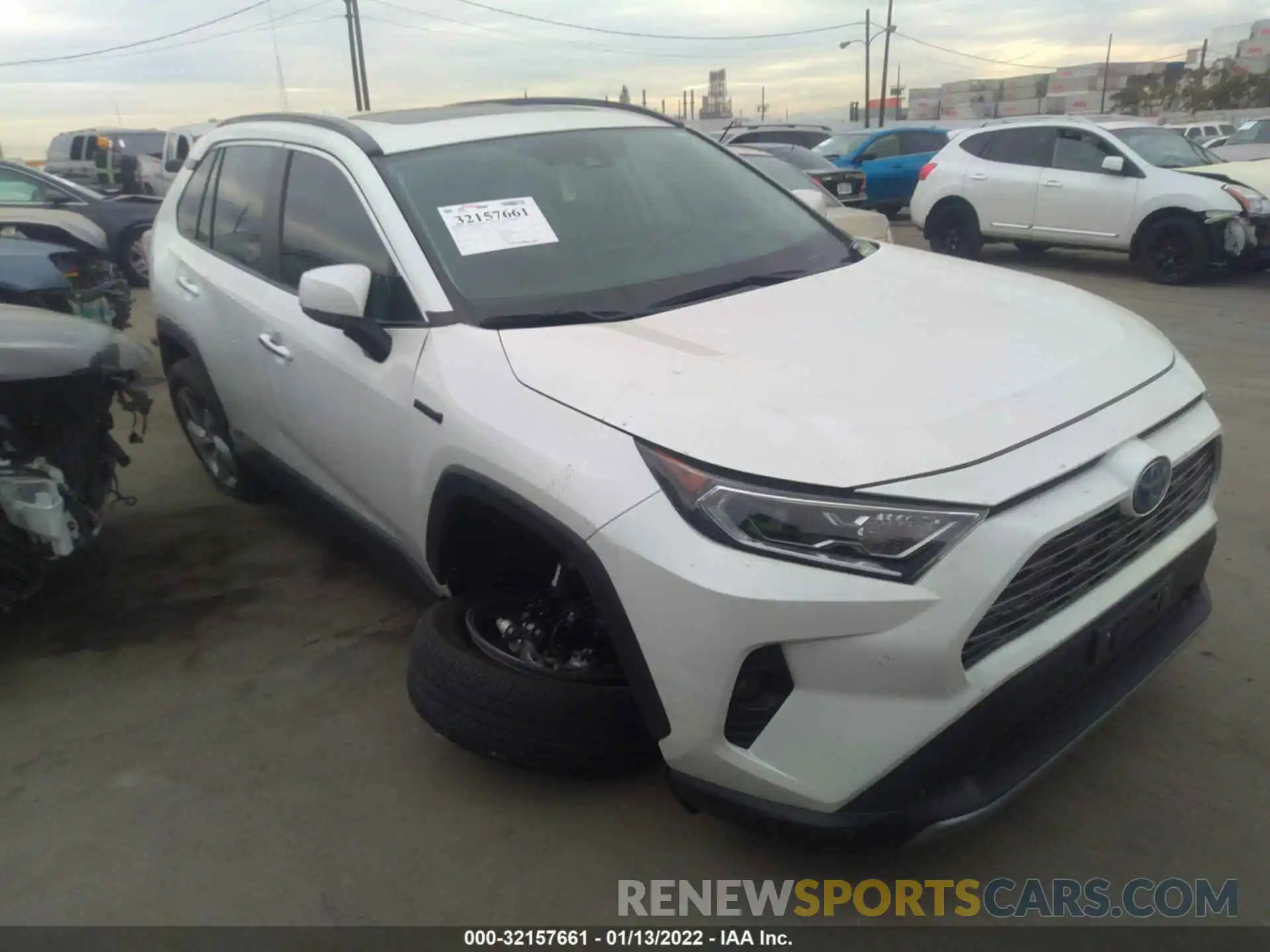 1 Фотография поврежденного автомобиля 4T3DWRFV7LU007356 TOYOTA RAV4 2020