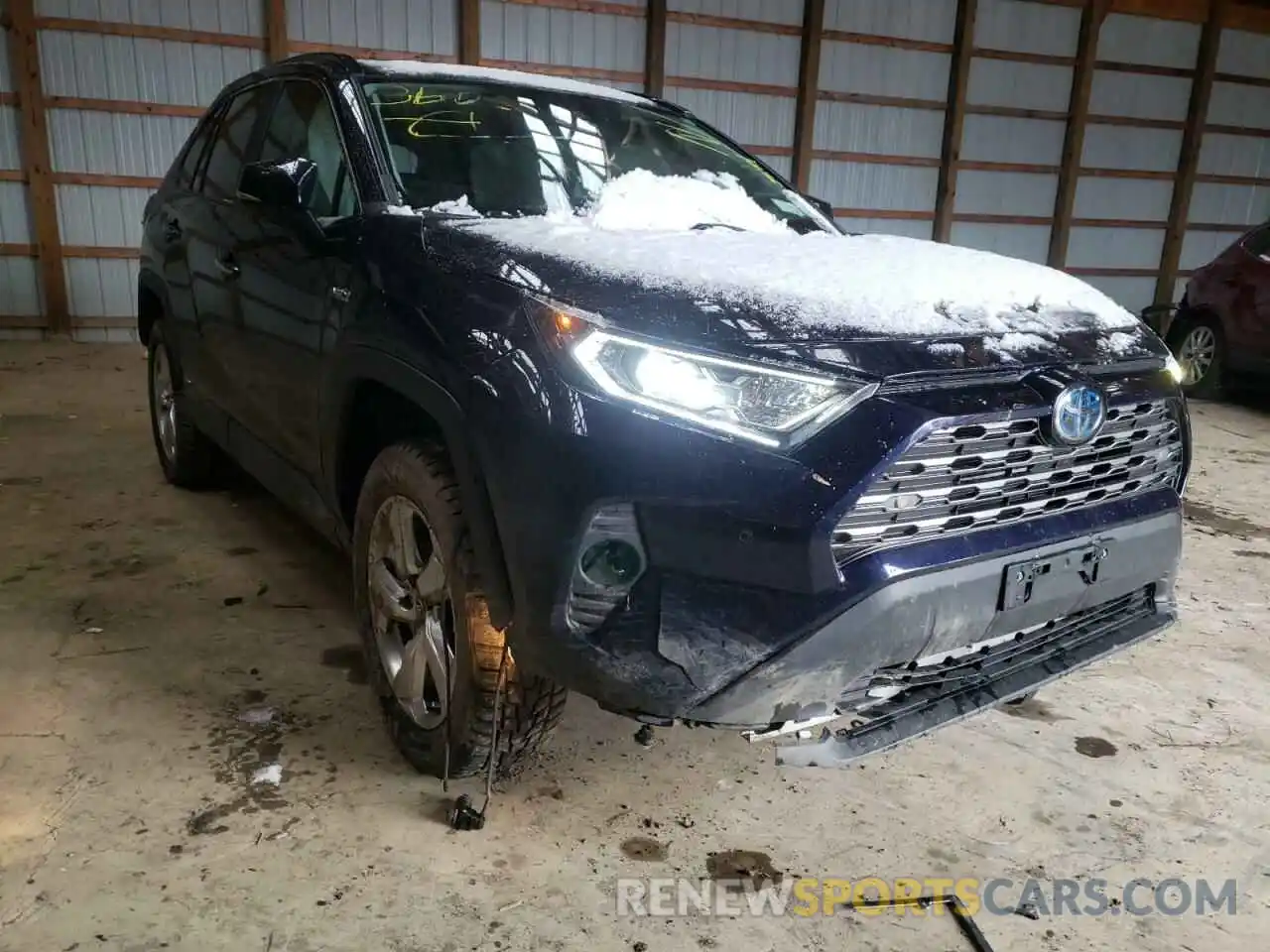 1 Photograph of a damaged car 4T3DWRFV9LU006533 TOYOTA RAV4 2020