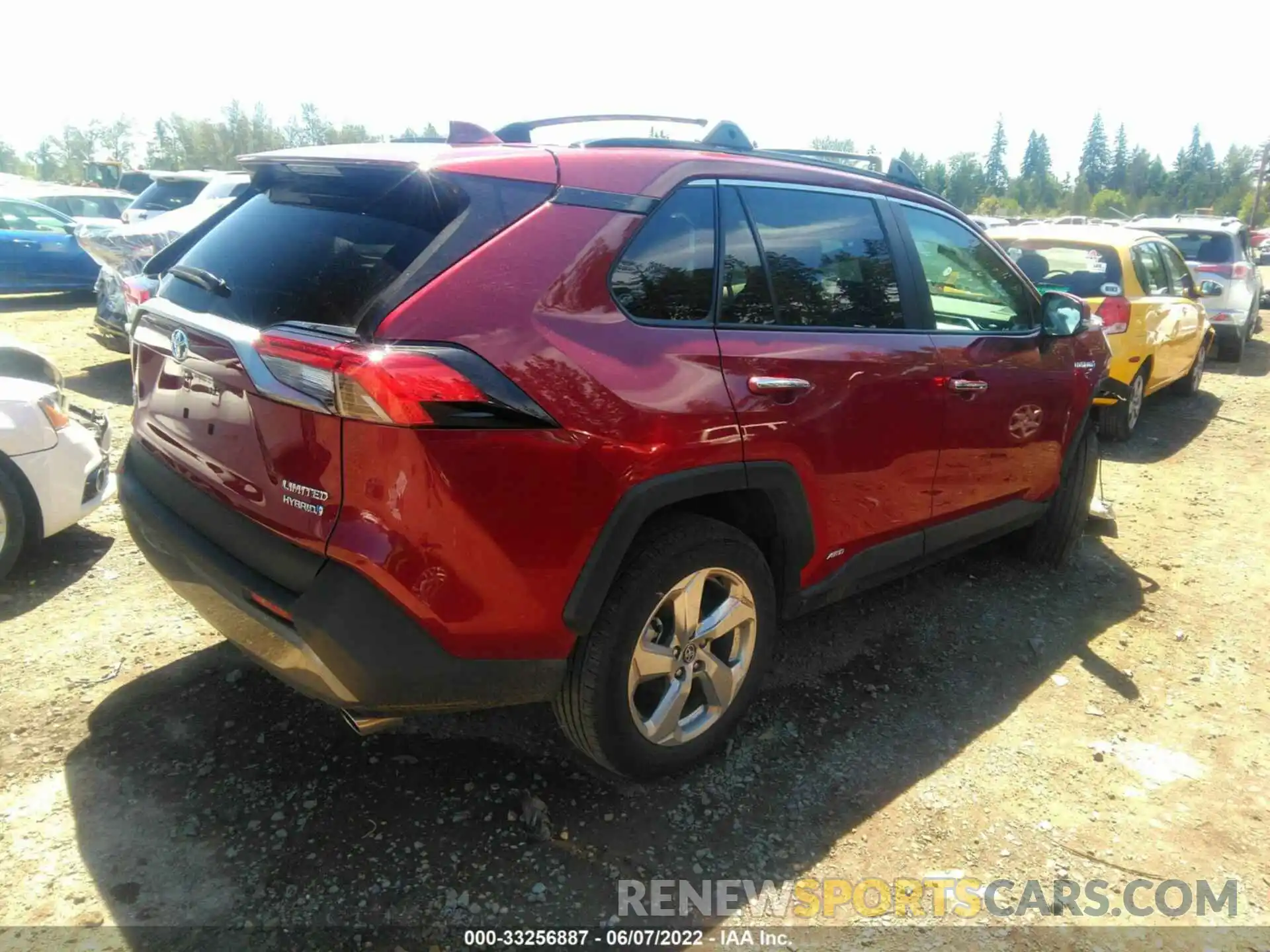 4 Photograph of a damaged car 4T3DWRFV9LU009464 TOYOTA RAV4 2020