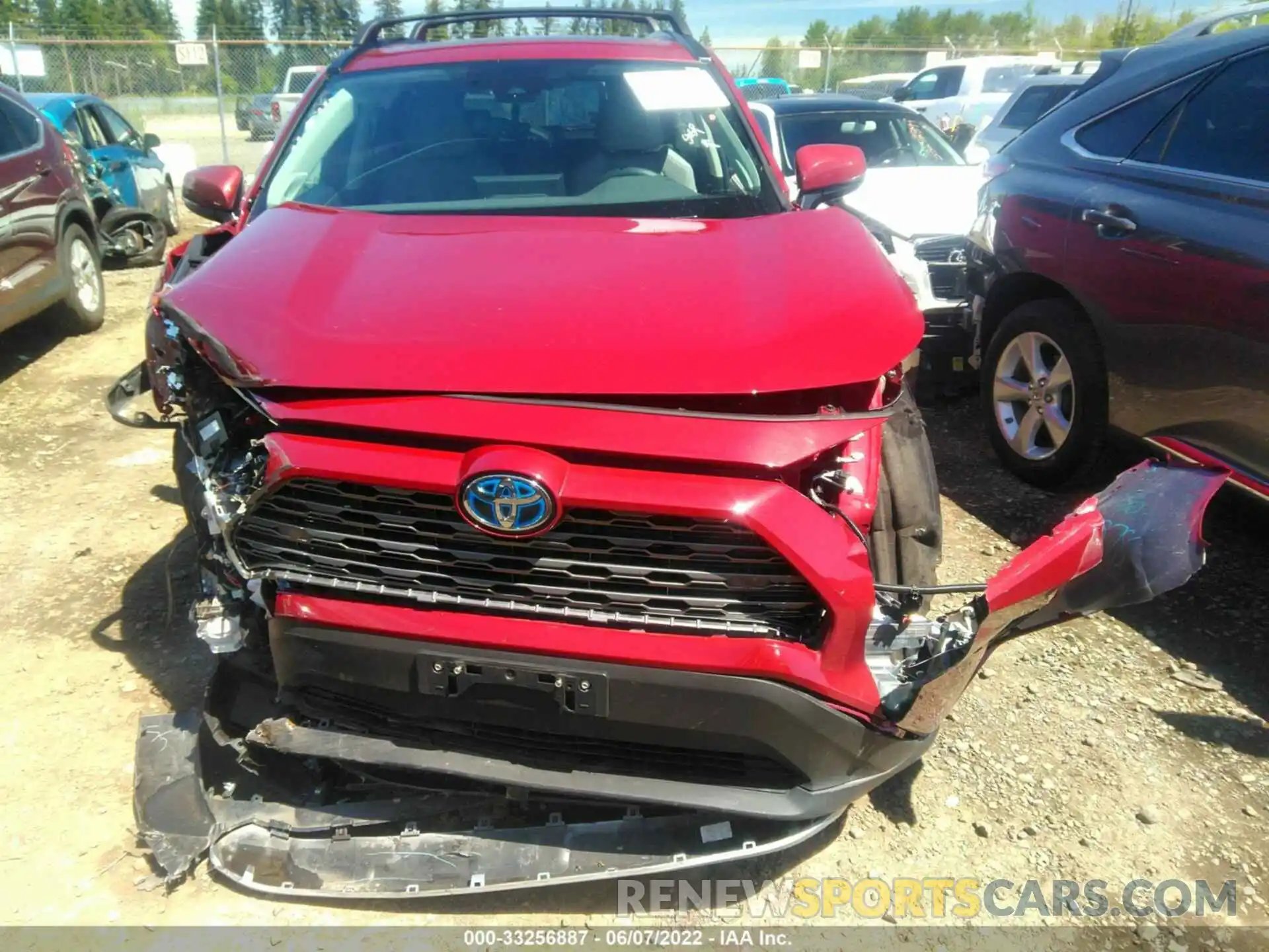 6 Photograph of a damaged car 4T3DWRFV9LU009464 TOYOTA RAV4 2020