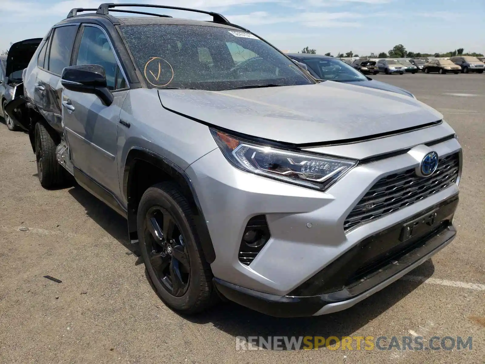 1 Photograph of a damaged car 4T3E6RFV4LU001437 TOYOTA RAV4 2020