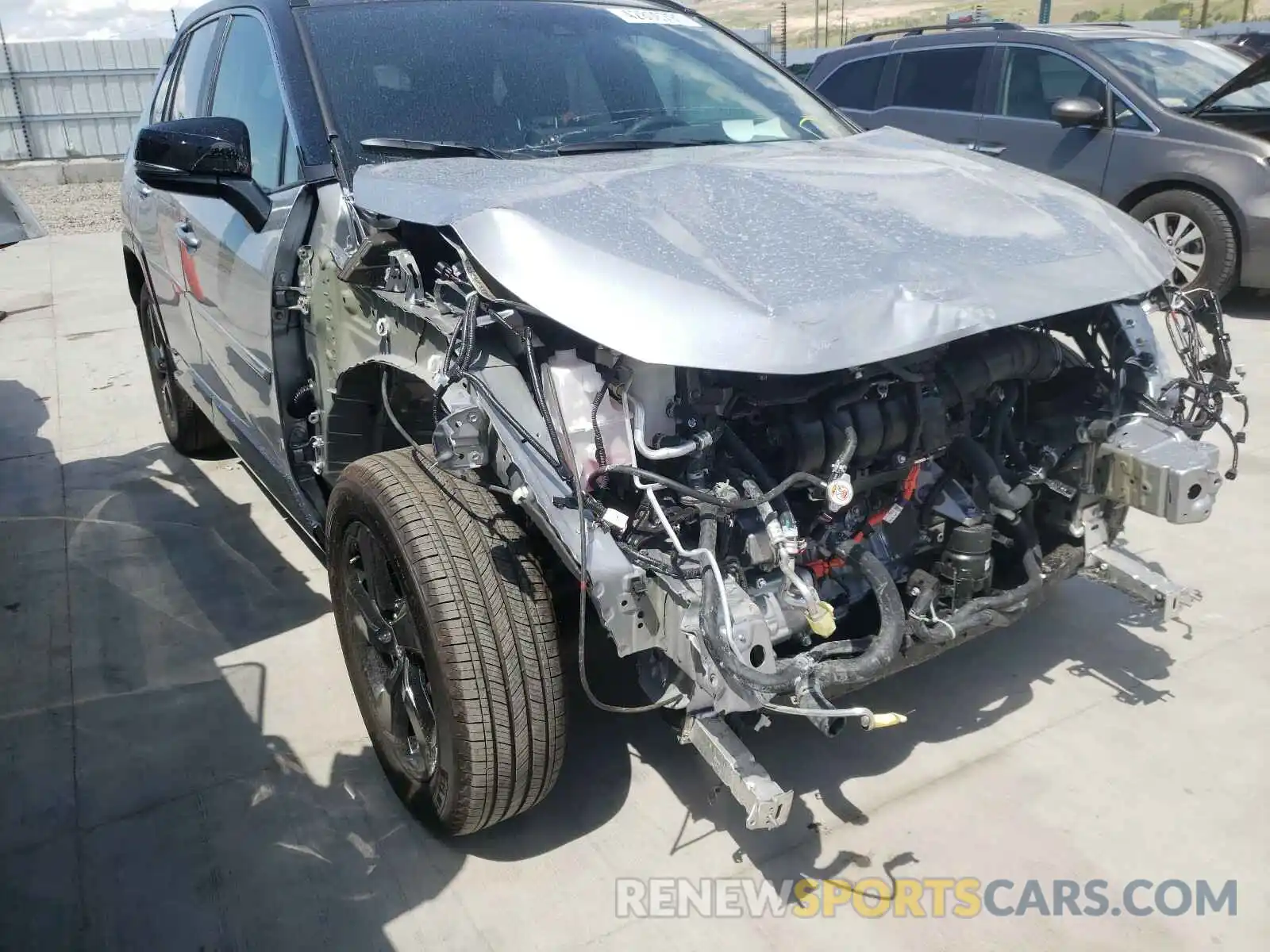 9 Photograph of a damaged car 4T3E6RFV5LU004721 TOYOTA RAV4 2020