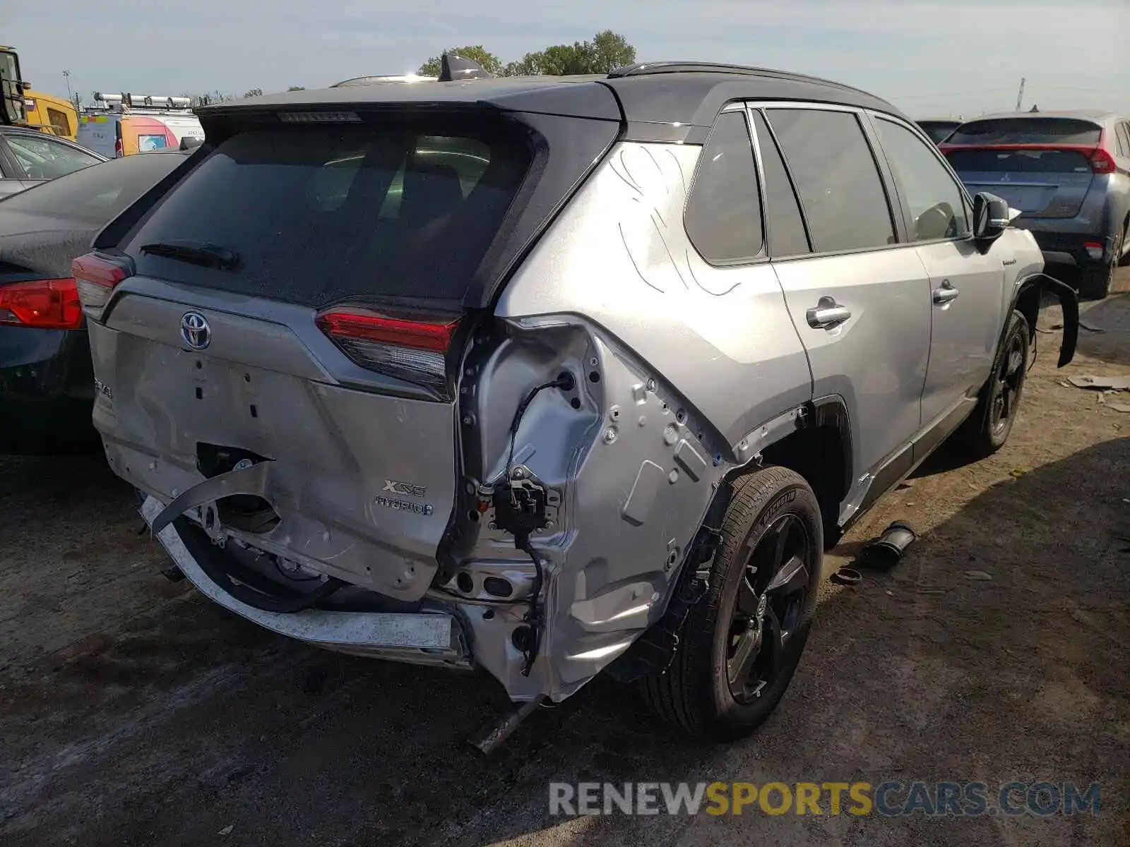 4 Photograph of a damaged car 4T3E6RFV7LU005563 TOYOTA RAV4 2020