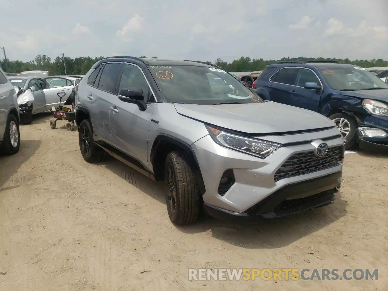 1 Photograph of a damaged car 4T3E6RFV9LU001028 TOYOTA RAV4 2020