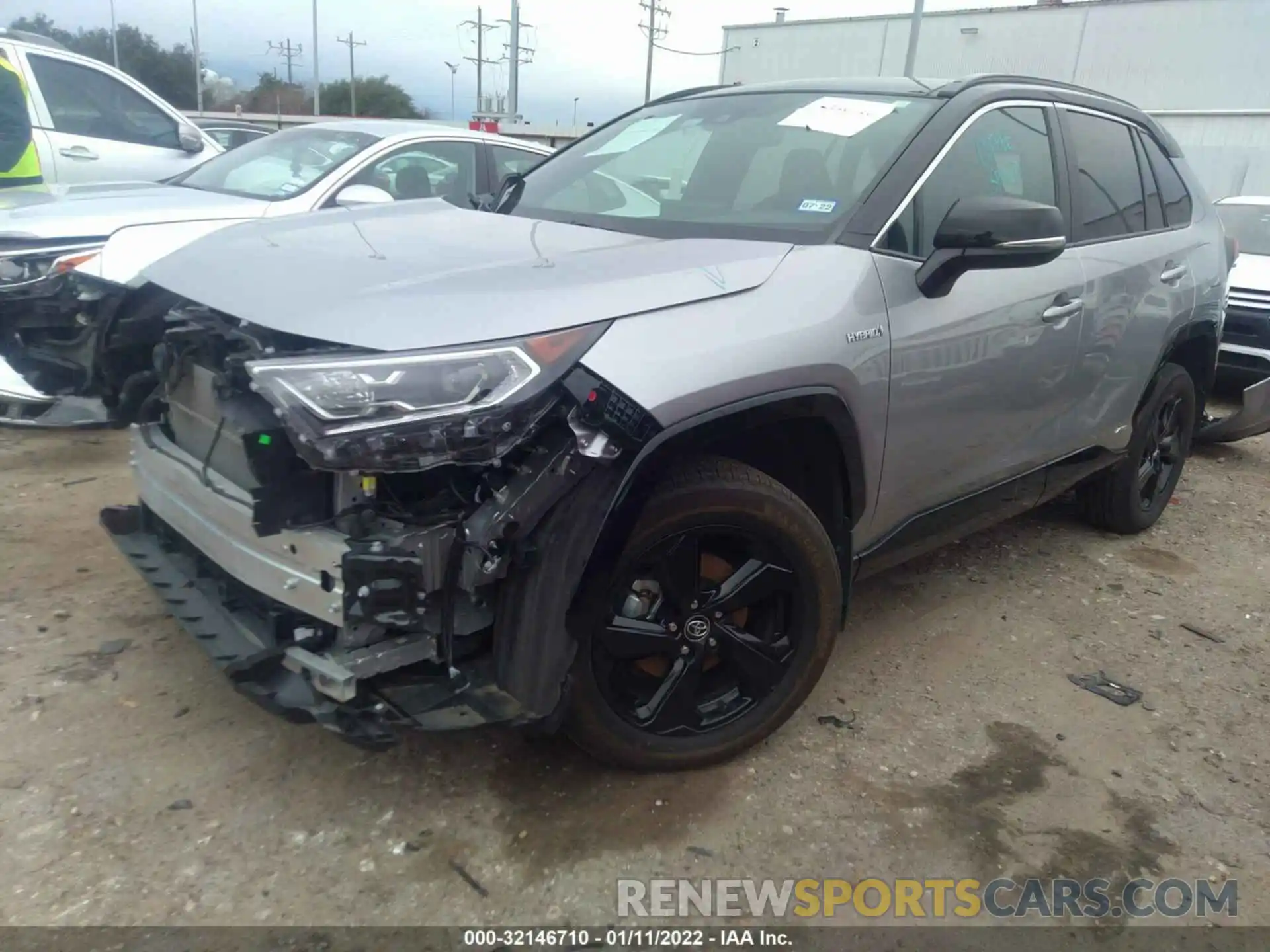 2 Photograph of a damaged car 4T3EWRFV0LU006554 TOYOTA RAV4 2020