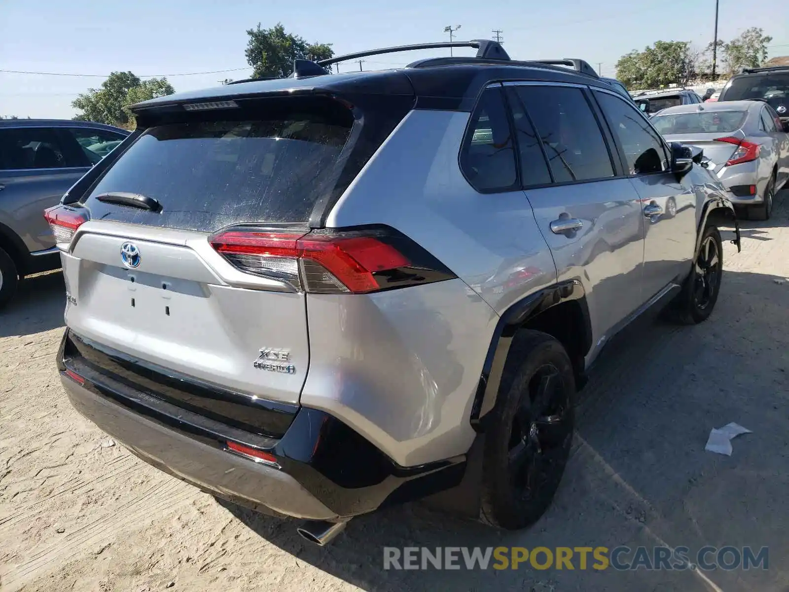 4 Photograph of a damaged car 4T3EWRFV1LU008717 TOYOTA RAV4 2020